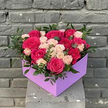 Цветочная композиция из Розы в коробке в Чулыме