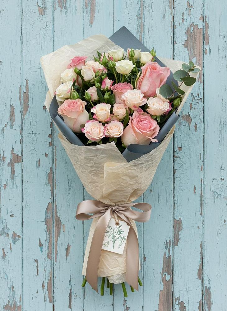 Букет цветов из: Розы в Чулыме