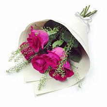 Букет цветов из:  Розы в Чулыме