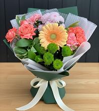 Букет цветов из:  Гвоздики, Розы, Герберы и Хризантемы #REPLACE_PRED# Чулыме