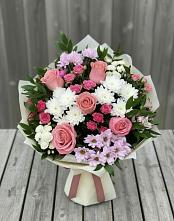 Букет цветов из:  Альстромерии, Гвоздики, Розы и Хризантемы в Чулыме