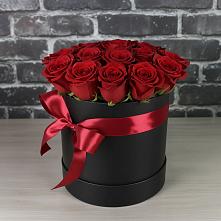 Цветочная композиция из Розы в шляпной коробке в Чулыме