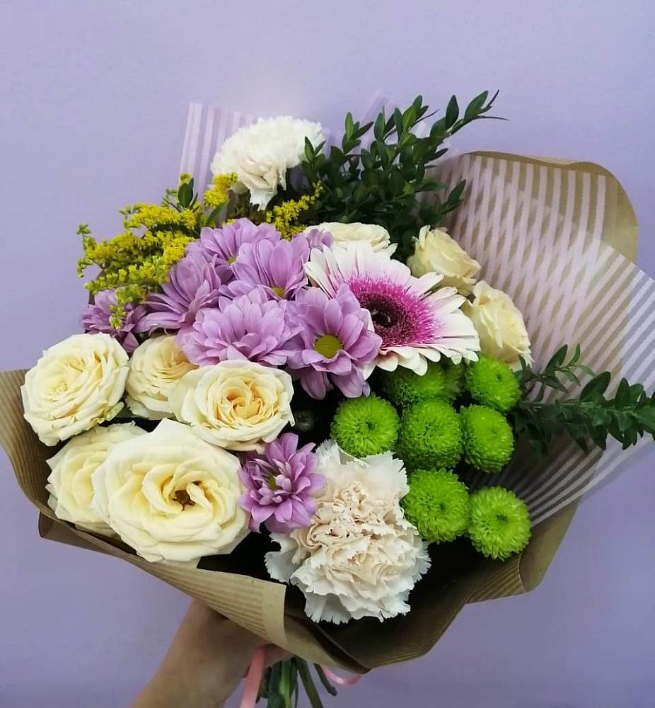 Букет цветов из: Хризантемы, Розы, Гвоздики и Герберы в Чулыме