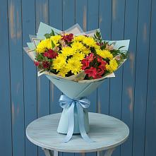 Букет цветов из:  Альстромерии и Хризантемы в Чулыме